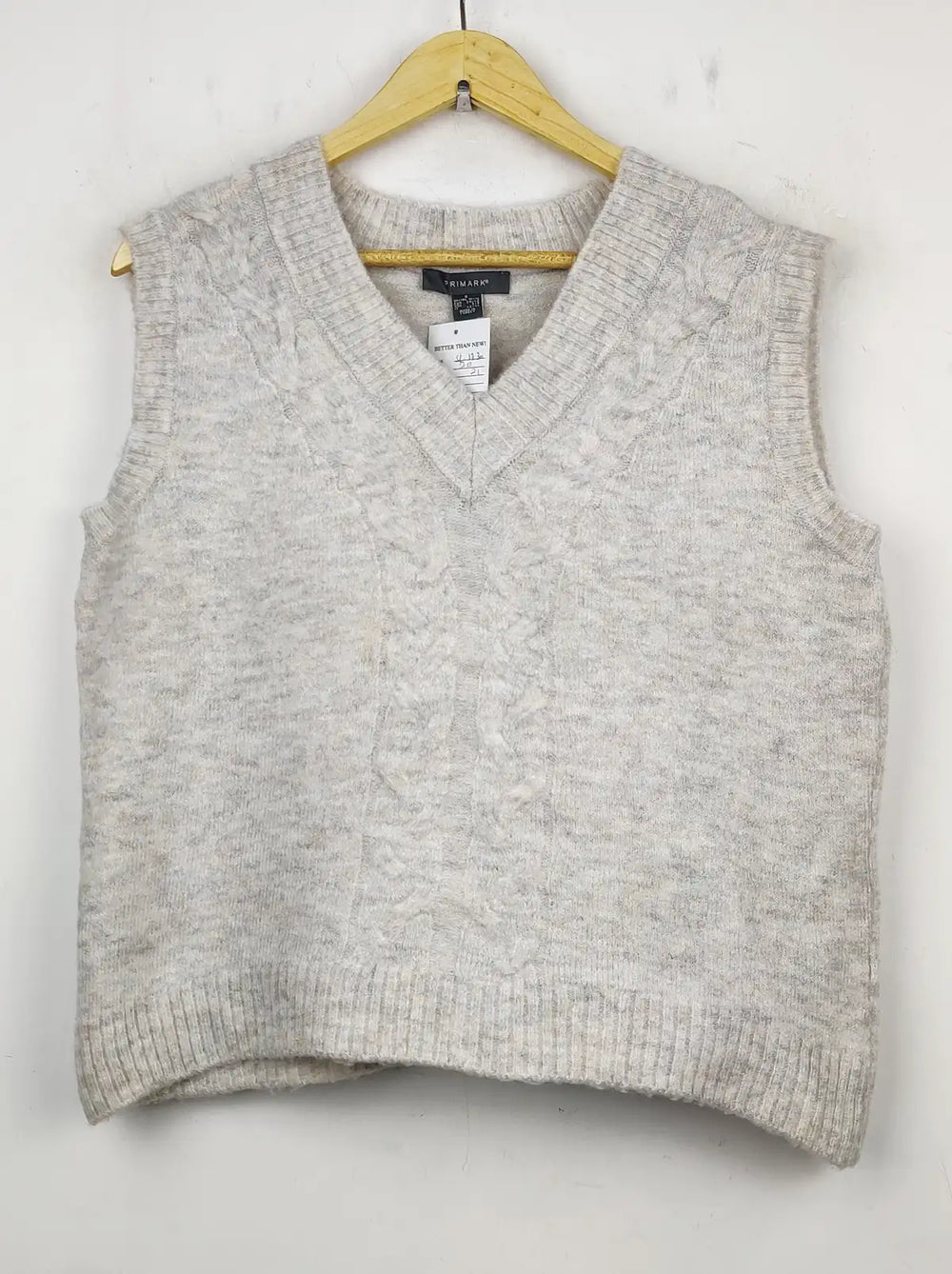 Buy online pre-used pre-loved 100% authentic & Original branded Primark (SL-1739) available in Pakistan. Top international brands avilable.