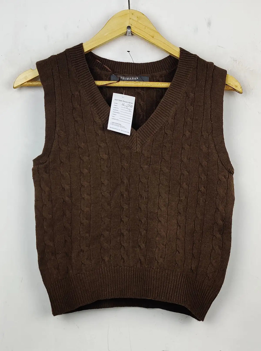 Buy online pre-used pre-loved 100% authentic & Original branded Primark (SL-1747) available in Pakistan. Top international brands avilable.