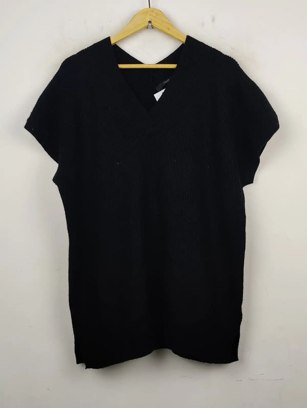 Buy online pre-used pre-loved 100% authentic & Original branded Next (SL-1752) available in Pakistan. Top international brands avilable.