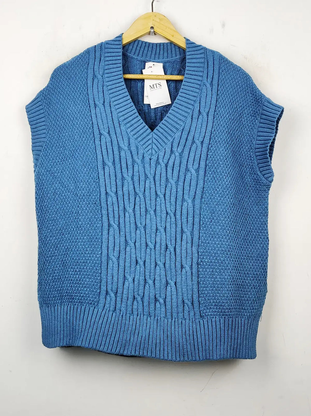 Buy online pre-used pre-loved 100% authentic & Original branded Shein (SL-1895) available in Pakistan. Top international brands avilable.