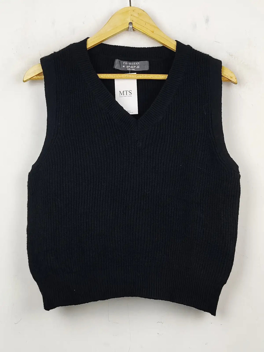 Buy online pre-used pre-loved 100% authentic & Original branded Primark (SL-2071) available in Pakistan. Top international brands avilable.