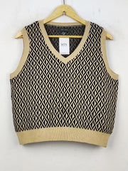 Buy online pre-used pre-loved 100% authentic & Original branded Primark (SL-2073) available in Pakistan. Top international brands avilable.