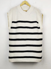 Buy online pre-used pre-loved 100% authentic & Original branded Unknown Brand (SL-2083) available in Pakistan. Top international brands avilable.