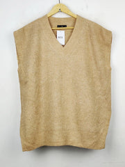 Buy online pre-used pre-loved 100% authentic & Original branded F&F (SL-2088) available in Pakistan. Top international brands avilable.