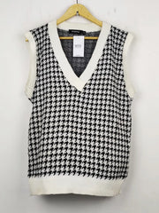 Buy online pre-used pre-loved 100% authentic & Original branded Naanaa (SL-2099) available in Pakistan. Top international brands avilable.