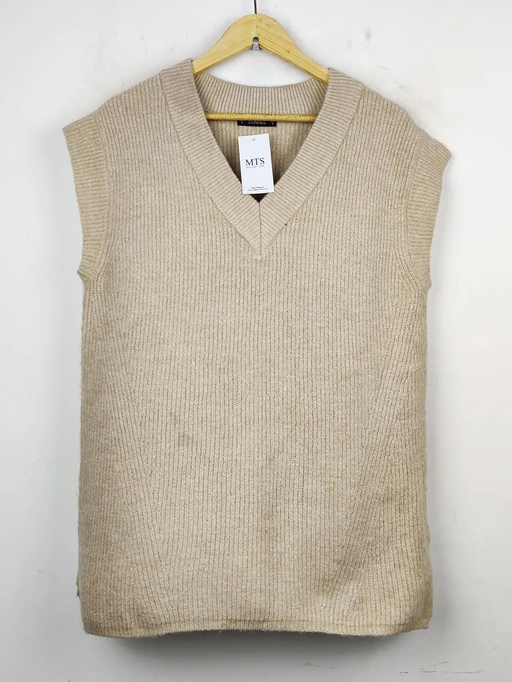 Buy online pre-used pre-loved 100% authentic & Original branded Dunnes Stores (SL-2141) available in Pakistan. Top international brands avilable.