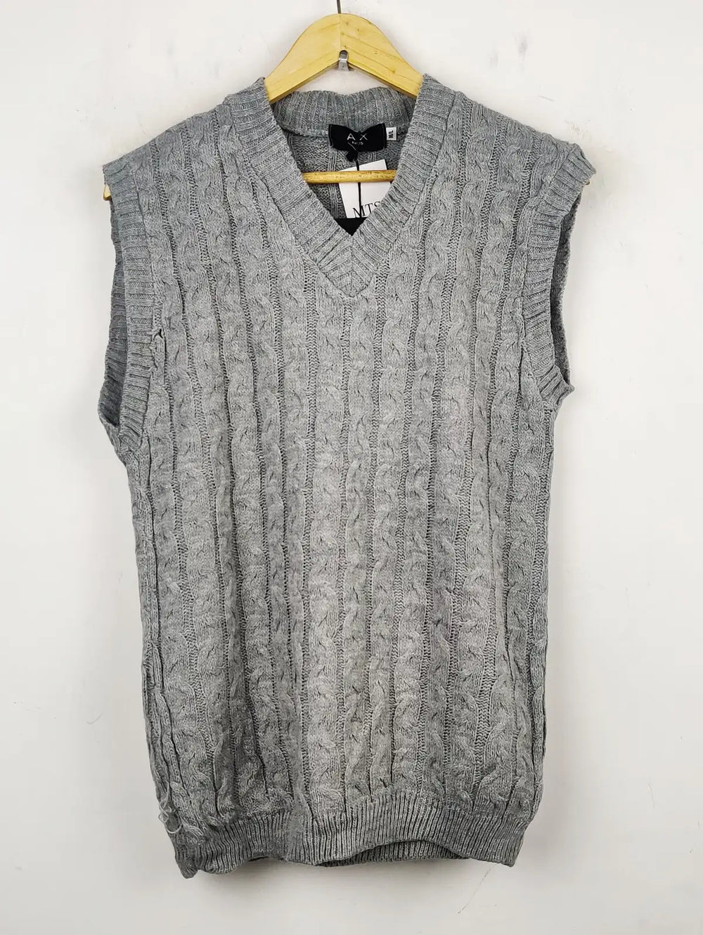 Buy online pre-used pre-loved 100% authentic & Original branded Ax (SL-2171) available in Pakistan. Top international brands avilable.