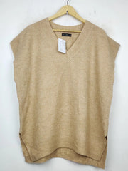 Buy online pre-used pre-loved 100% authentic & Original branded F&F (SL-2259) available in Pakistan. Top international brands avilable.