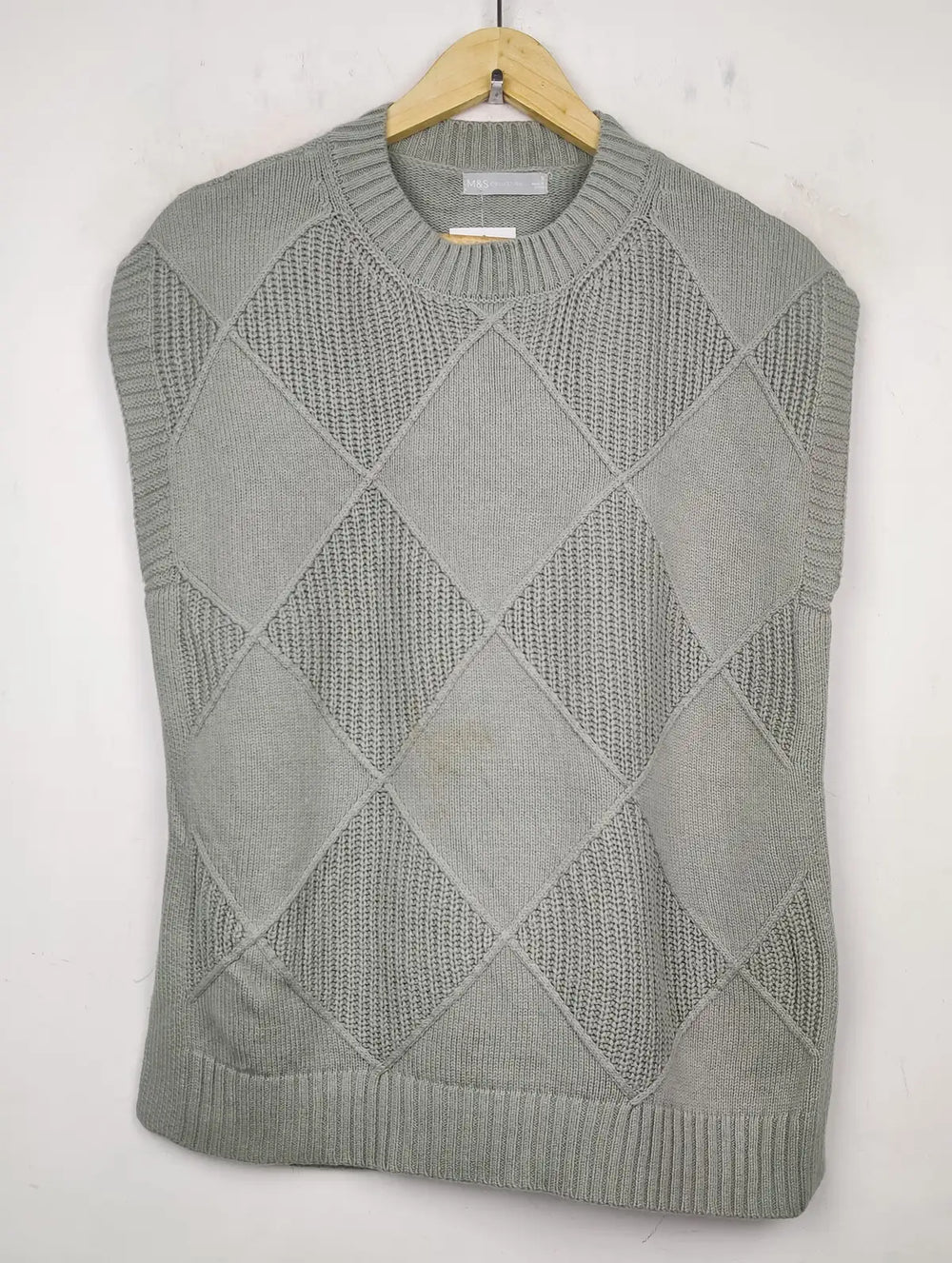 Buy online pre-used pre-loved 100% authentic & Original branded Marks & Spencer (SL-2260) available in Pakistan. Top international brands avilable.