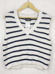 Buy online pre-used pre-loved 100% authentic & Original branded Pieces (SL-2304) available in Pakistan. Top international brands avilable.