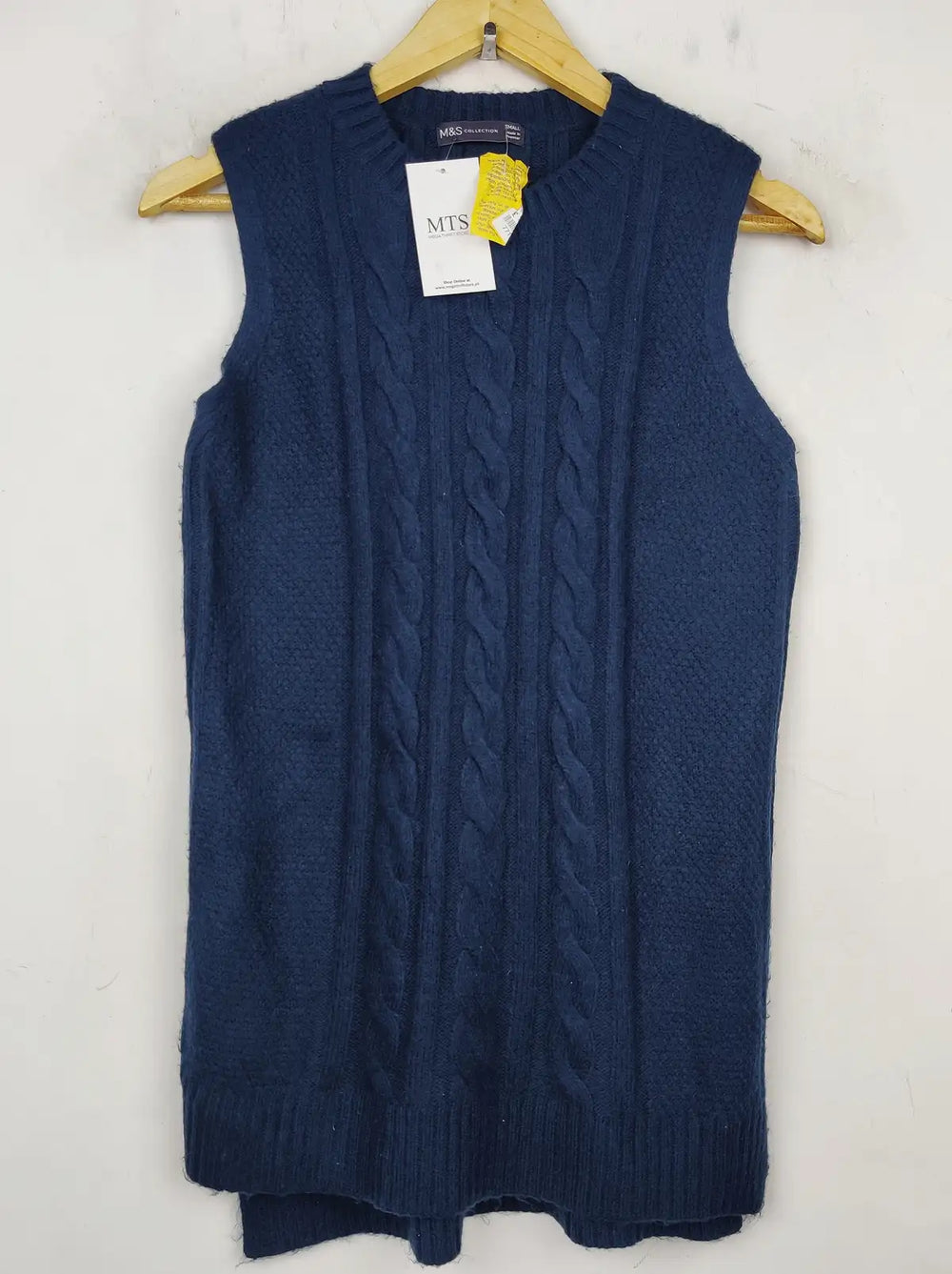 Buy online pre-used pre-loved 100% authentic & Original branded Marks & Spencer (SL-2310) available in Pakistan. Top international brands avilable.