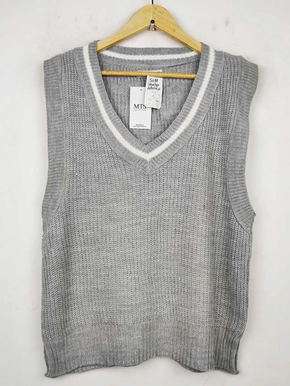 Buy online pre-used pre-loved 100% authentic & Original branded Stradivarius (SL-2312) available in Pakistan. Top international brands avilable.