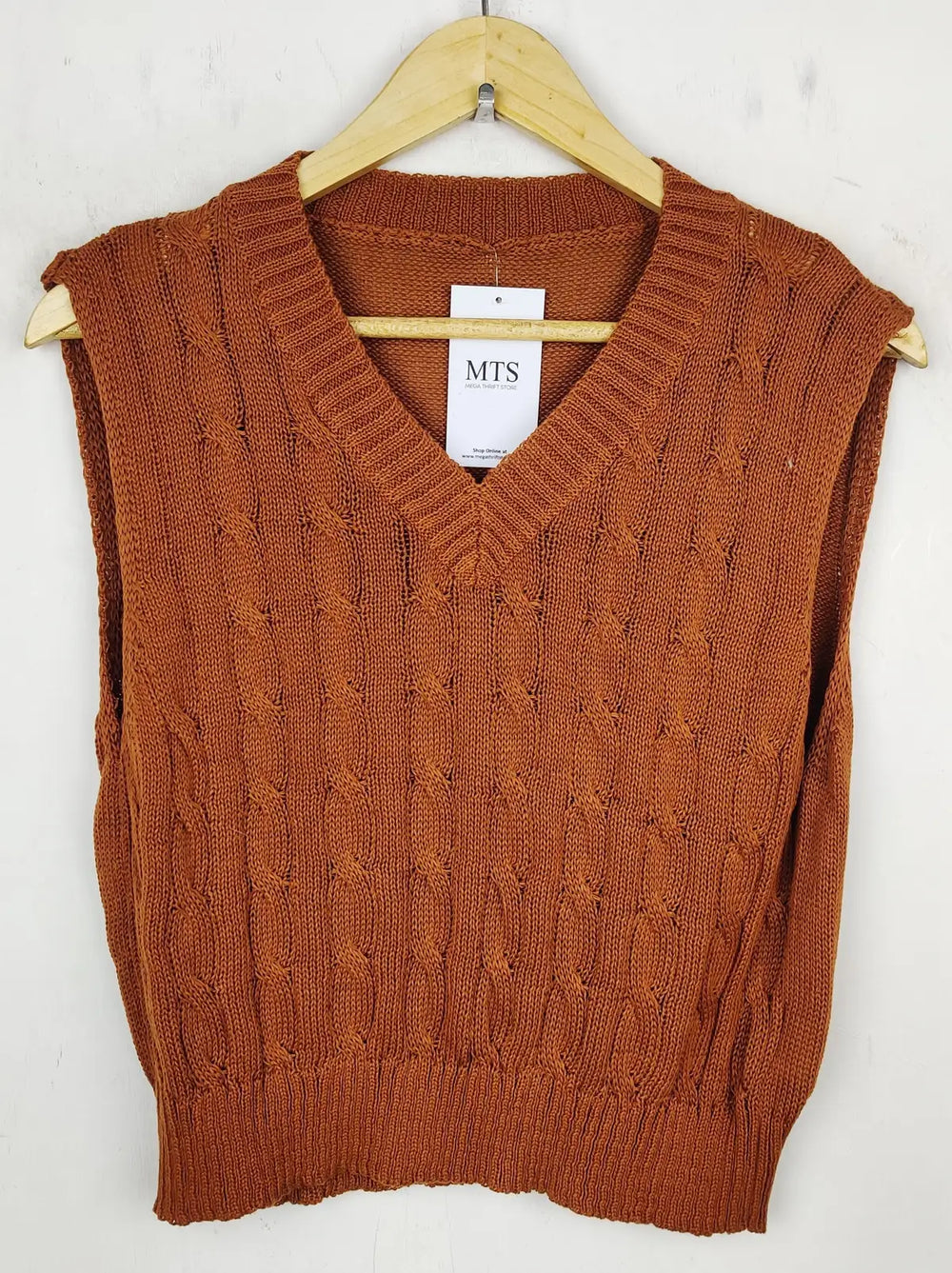 Buy online pre-used pre-loved 100% authentic & Original branded Shein (SL-2316) available in Pakistan. Top international brands avilable.