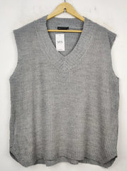 Buy online pre-used pre-loved 100% authentic & Original branded Pretty Little Thing (SL-2326) available in Pakistan. Top international brands avilable.