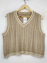 Buy online pre-used pre-loved 100% authentic & Original branded Shein (SL-2392) available in Pakistan. Top international brands avilable.