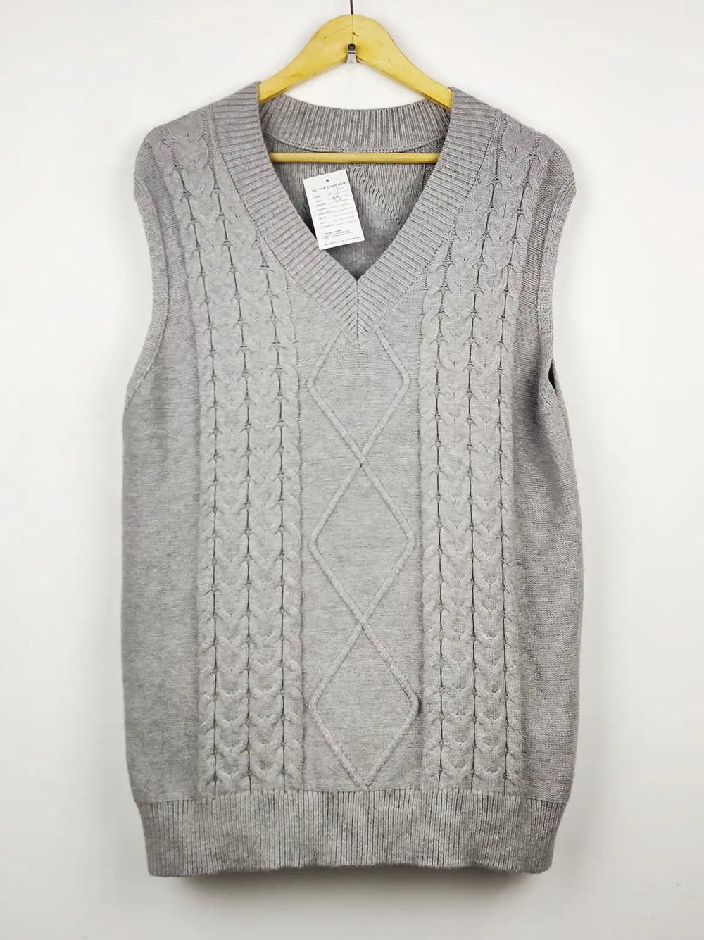 Buy online pre-used pre-loved 100% authentic & Original branded Unknown Brand (SL-2440) available in Pakistan. Top international brands avilable.