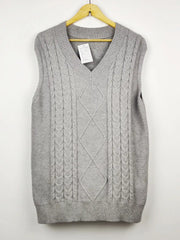 Buy online pre-used pre-loved 100% authentic & Original branded Unknown Brand (SL-2440) available in Pakistan. Top international brands avilable.