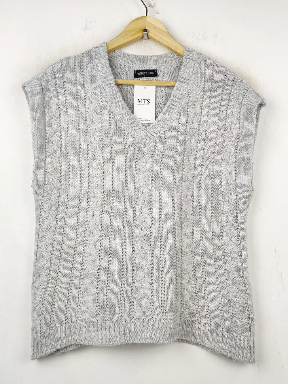 Buy online pre-used pre-loved 100% authentic & Original branded Prettylittlething (SL-2527) available in Pakistan. Top international brands avilable.