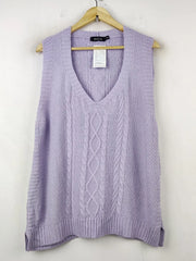 Buy online pre-used pre-loved 100% authentic & Original branded Naanaa (SL-2531) available in Pakistan. Top international brands avilable.