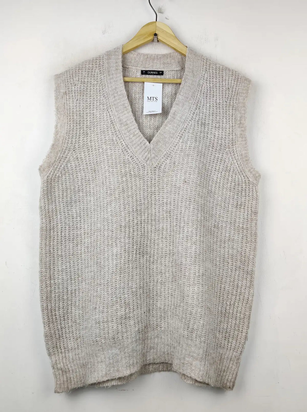 Buy online pre-used pre-loved 100% authentic & Original branded Dunnes Store (SL-2533) available in Pakistan. Top international brands avilable.