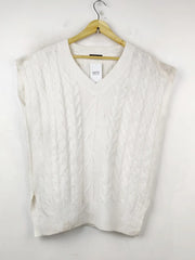 Buy online pre-used pre-loved 100% authentic & Original branded F&F (SL-2562) available in Pakistan. Top international brands avilable.