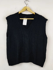 Buy online pre-used pre-loved 100% authentic & Original branded Shein (SL-2583) available in Pakistan. Top international brands avilable.