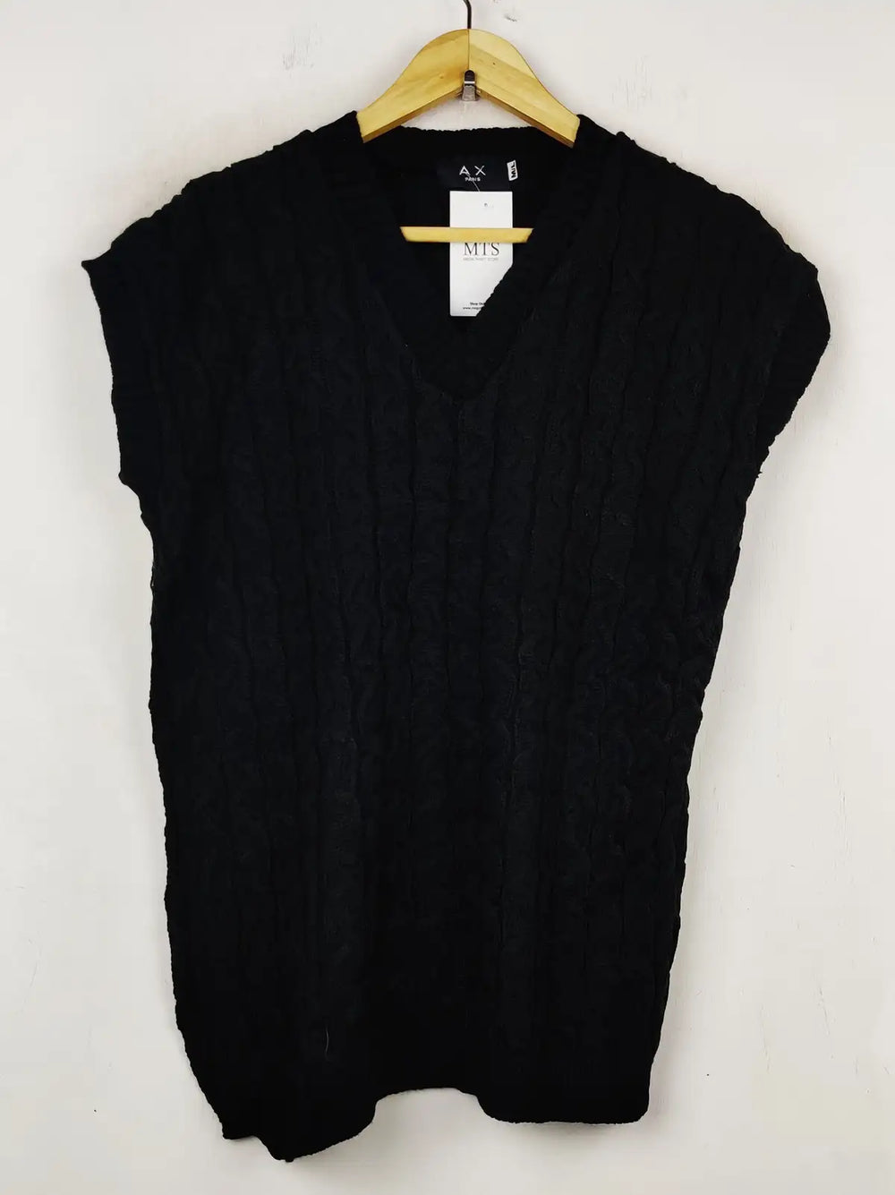 Buy online pre-used pre-loved 100% authentic & Original branded Ax Paris (SL-2662) available in Pakistan. Top international brands avilable.