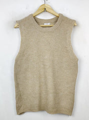 Buy online pre-used pre-loved 100% authentic & Original branded Papaya (SL-2797) available in Pakistan. Top international brands avilable.