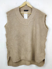 Buy online pre-used pre-loved 100% authentic & Original branded Prettylittlething (SL-2799) available in Pakistan. Top international brands avilable.