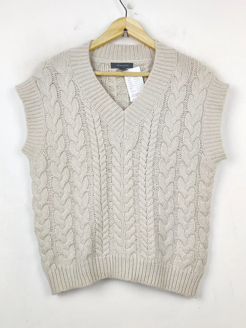 Buy online pre-used pre-loved 100% authentic & Original branded Primark (SL-2838) available in Pakistan. Top international brands avilable.