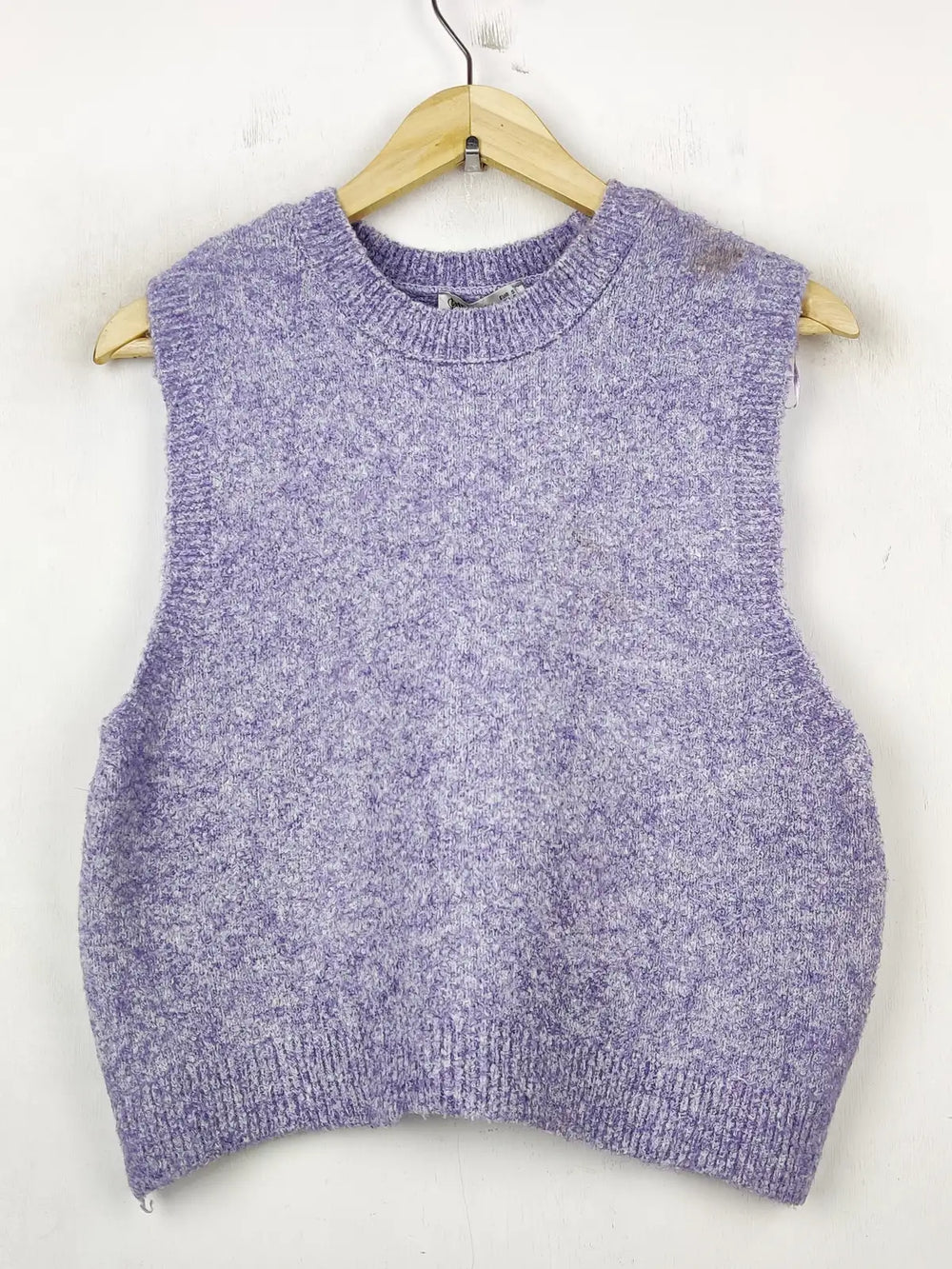 Buy online pre-used pre-loved 100% authentic & Original branded Stradivarius (SL-2839) available in Pakistan. Top international brands avilable.