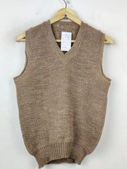 Buy online pre-used pre-loved 100% authentic & Original branded Unknown Brand (SL-2882) available in Pakistan. Top international brands avilable.