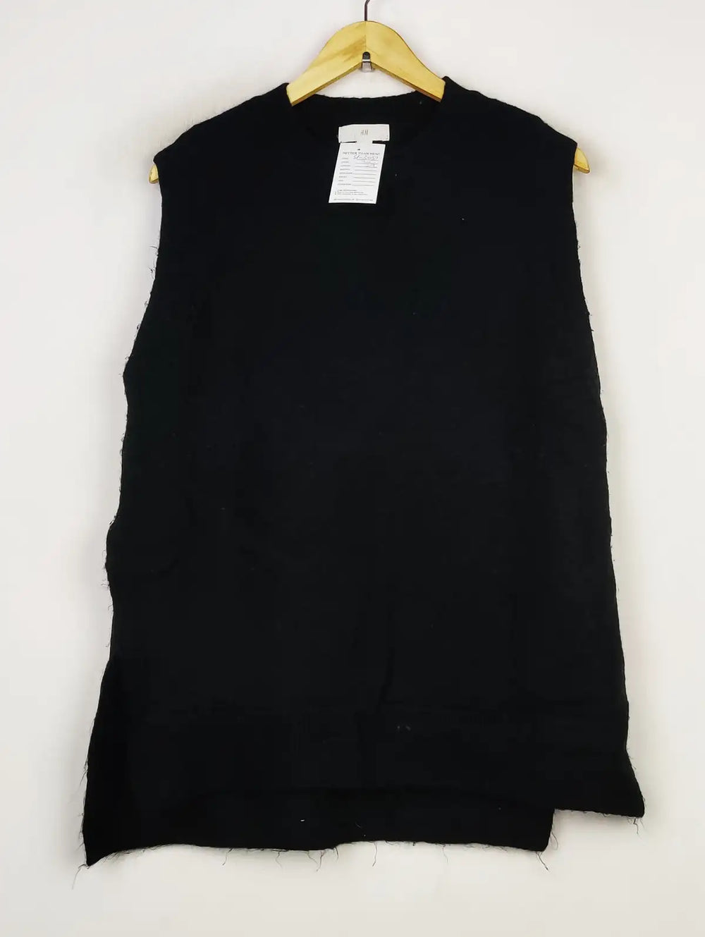 Buy online pre-used pre-loved 100% authentic & Original branded H&M (SL-3037) available in Pakistan. Top international brands avilable.