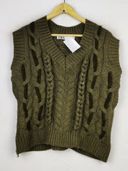 Buy online pre-used pre-loved 100% authentic & Original branded Zara (SL-3071) available in Pakistan. Top international brands avilable.