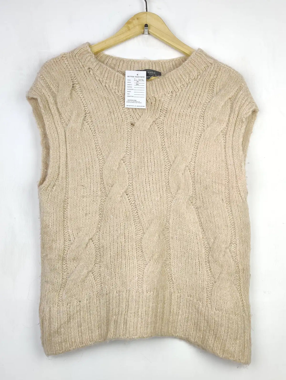 Buy online pre-used pre-loved 100% authentic & Original branded Primark (SL-3259) available in Pakistan. Top international brands avilable.