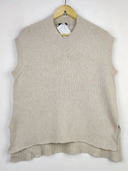 Buy online pre-used pre-loved 100% authentic & Original branded Carolyn Donnelly (SL-3281) available in Pakistan. Top international brands avilable.