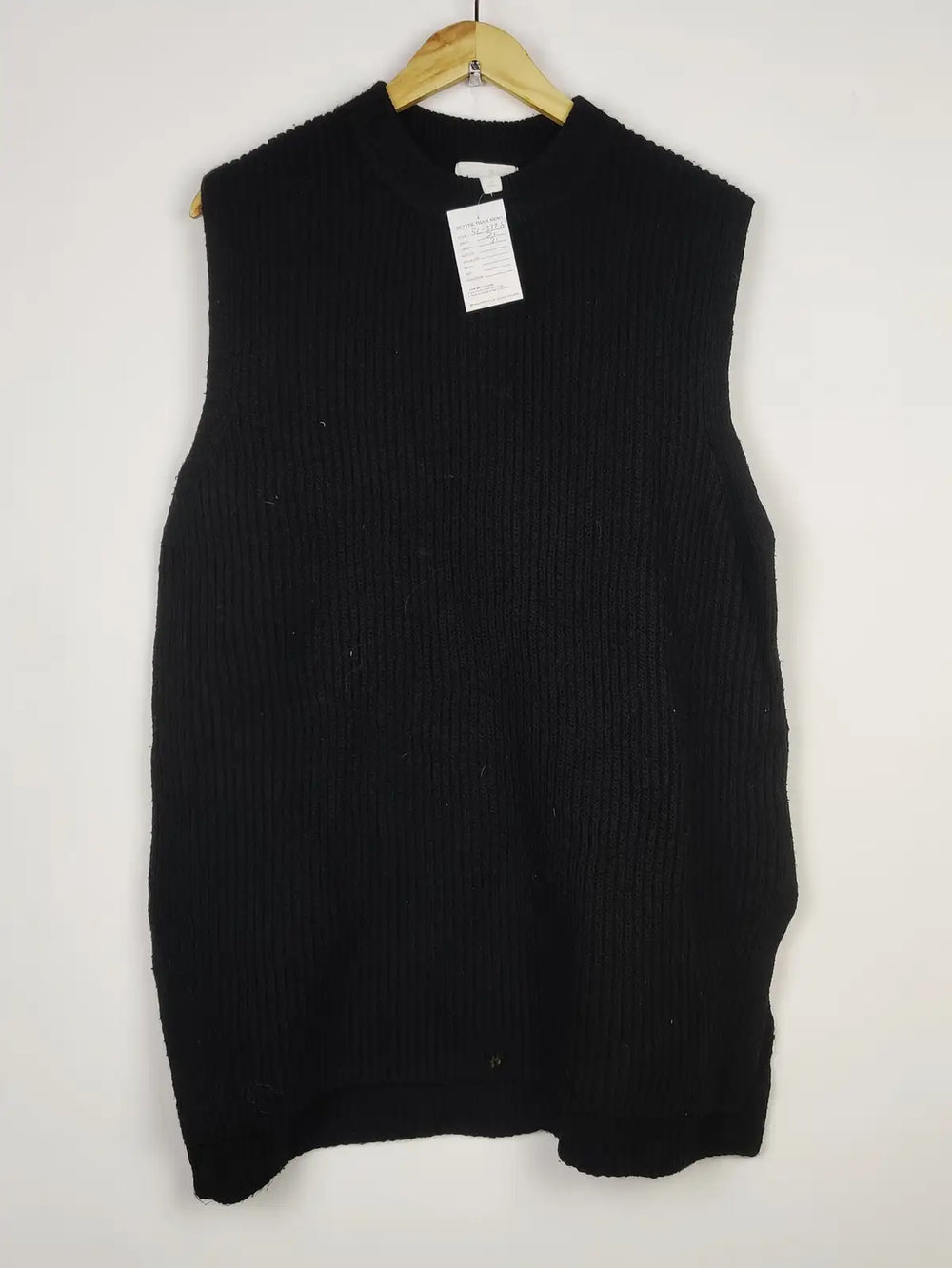 Buy online pre-used pre-loved 100% authentic & Original branded F&F (SL-3726) available in Pakistan. Top international brands avilable.