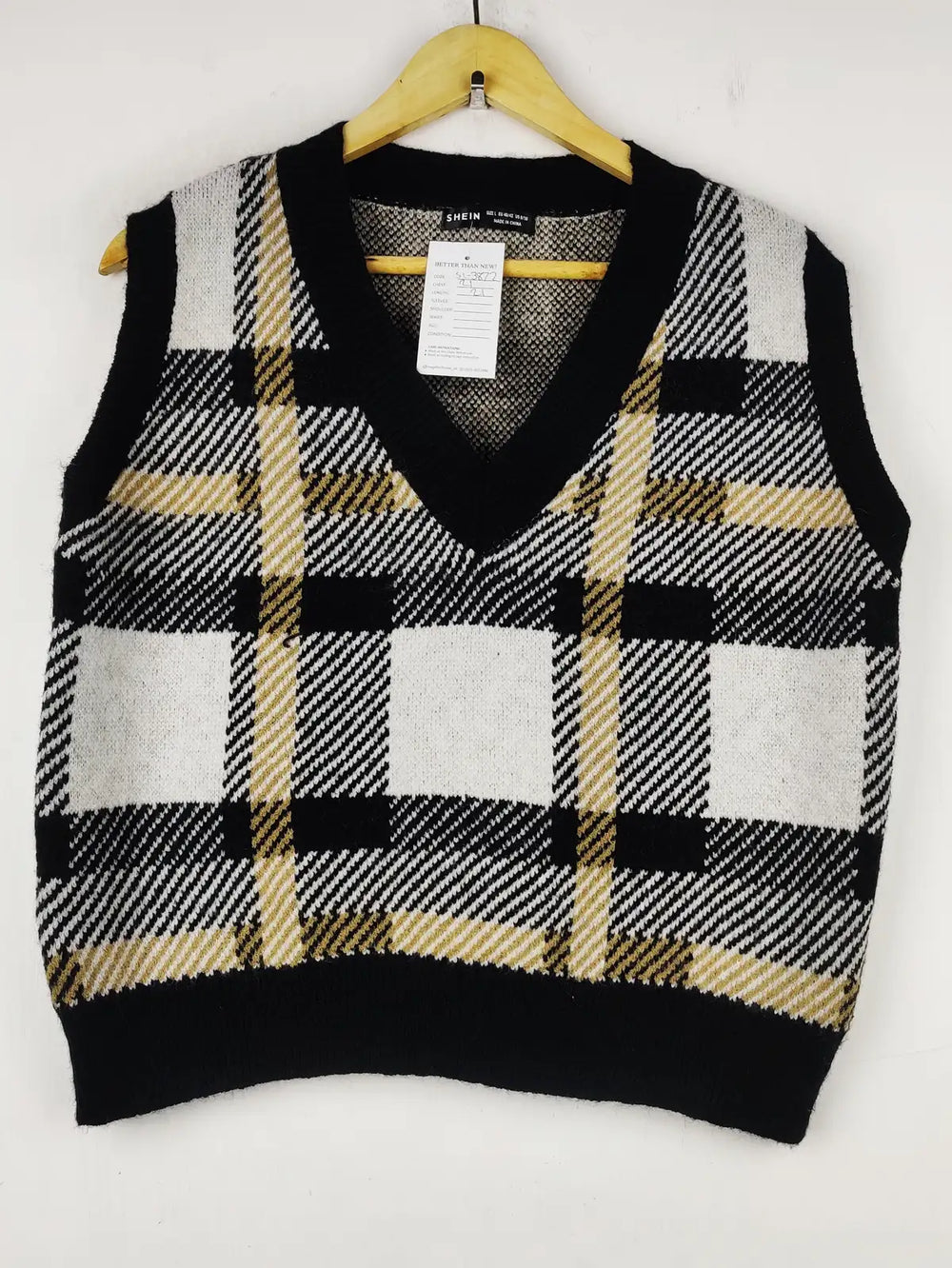 Buy online pre-used pre-loved 100% authentic & Original branded Shein (SL-3872) available in Pakistan. Top international brands avilable.