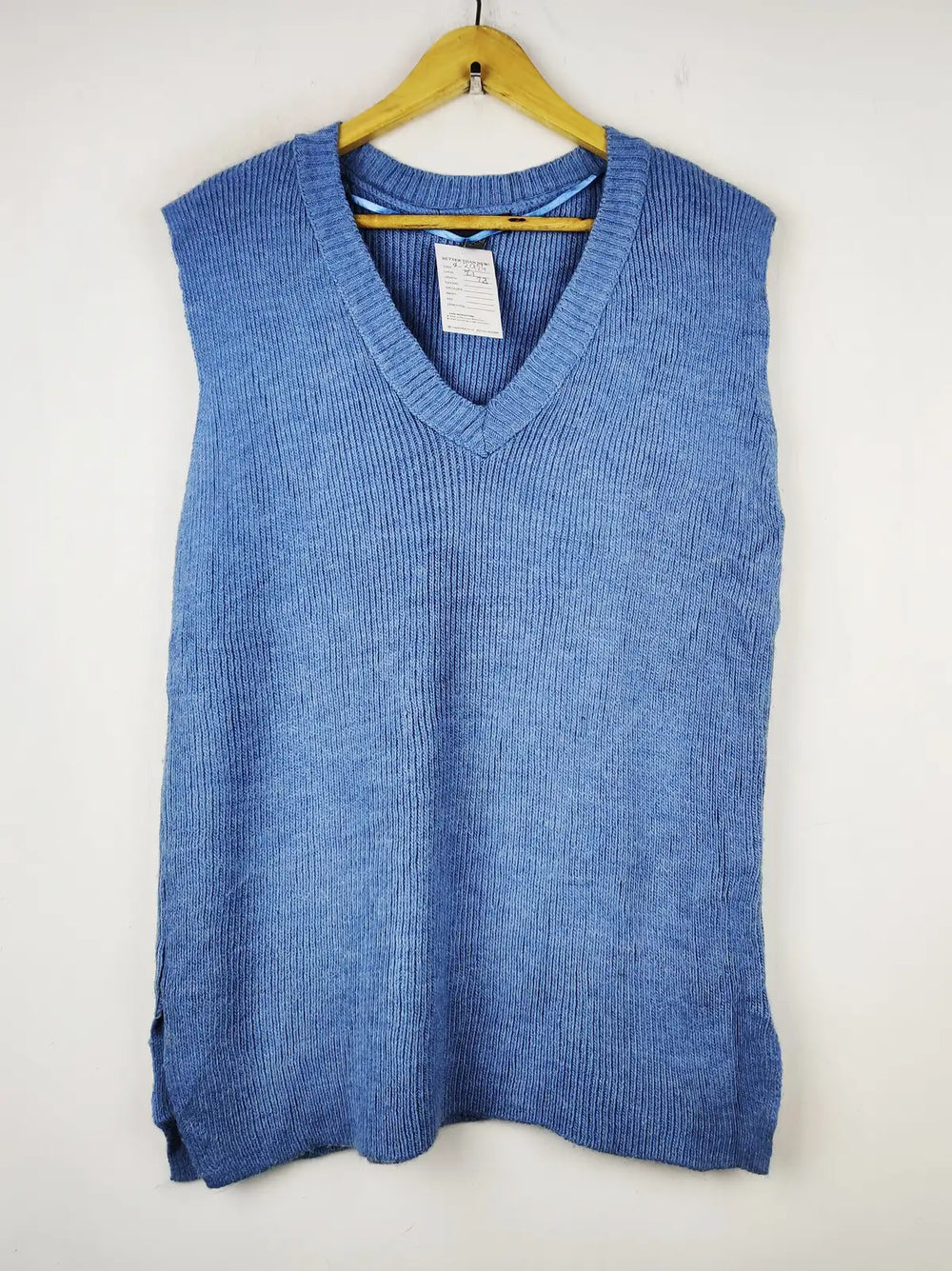 Buy online pre-used pre-loved 100% authentic & Original branded Primark (SL-3924) available in Pakistan. Top international brands avilable.