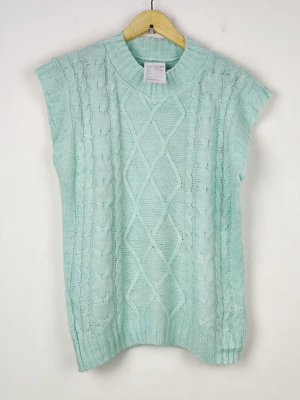 Buy online pre-used pre-loved 100% authentic & Original branded Unknown Brand (SL-3989) available in Pakistan. Top international brands avilable.