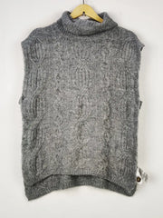 Buy online pre-used pre-loved 100% authentic & Original branded Page One (SL-3993) available in Pakistan. Top international brands avilable.