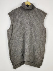 Buy online pre-used pre-loved 100% authentic & Original branded F&F (SL-4014) available in Pakistan. Top international brands avilable.