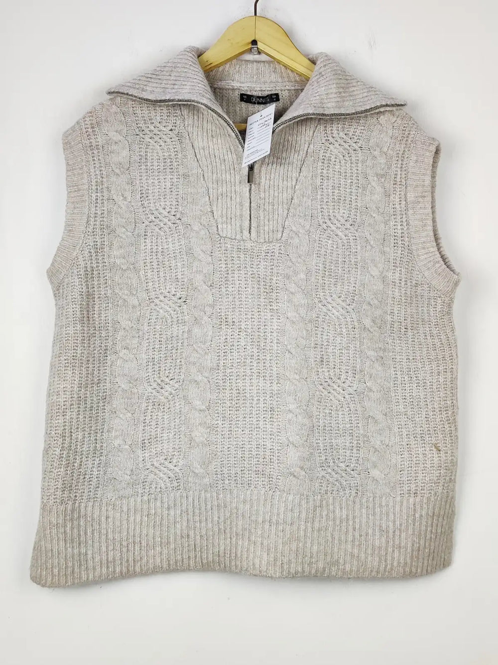 Buy online pre-used pre-loved 100% authentic & Original branded Dunnes (SL-4023) available in Pakistan. Top international brands avilable.