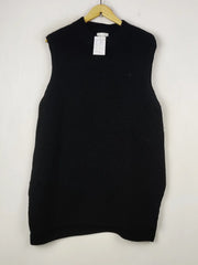 Buy online pre-used pre-loved 100% authentic & Original branded H&M (SL-4067) available in Pakistan. Top international brands avilable.