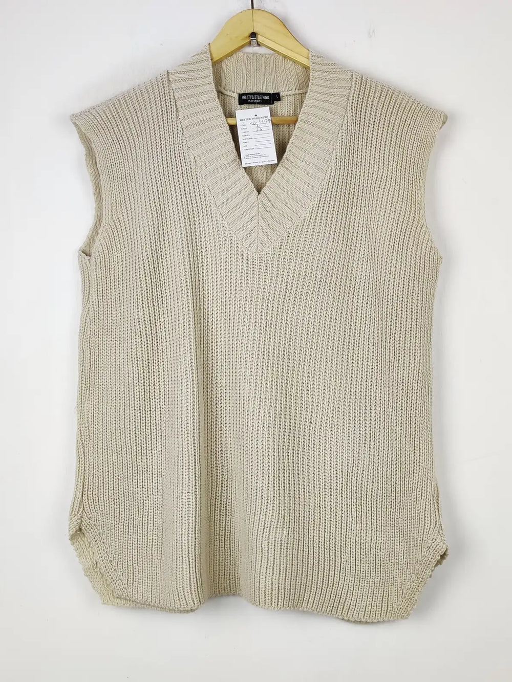 Buy online pre-used pre-loved 100% authentic & Original branded Prettylittlething (SL-4079) available in Pakistan. Top international brands avilable.