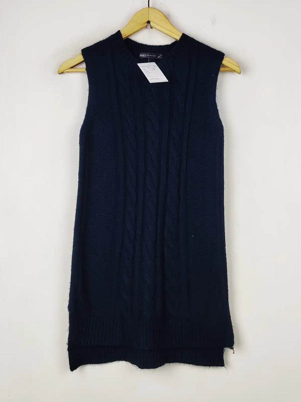 Buy online pre-used pre-loved 100% authentic & Original branded Mark & Spencer (SL-4086) available in Pakistan. Top international brands avilable.