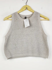Buy online pre-used pre-loved 100% authentic & Original branded H&M (SL-4526) available in Pakistan. Top international brands avilable.