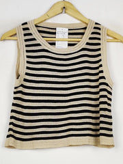 Buy online pre-used pre-loved 100% authentic & Original branded Zara (SL-4576) available in Pakistan. Top international brands avilable.