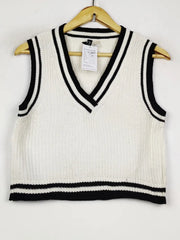 Buy online pre-used pre-loved 100% authentic & Original branded H&M (SL-4669) available in Pakistan. Top international brands avilable.