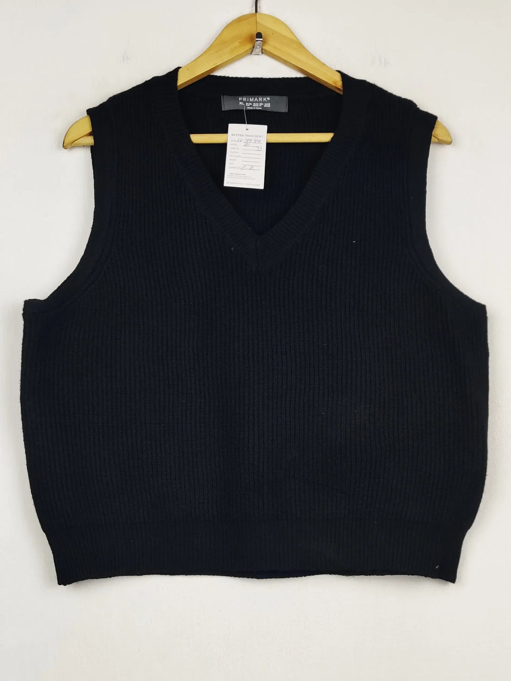 Buy online pre-used pre-loved 100% authentic & Original branded Primark (SL-4944) available in Pakistan. Top international brands avilable.